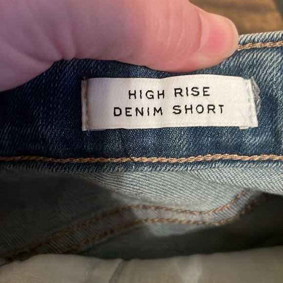 Frayed jeans high rise denim short - Picture 5 of 6